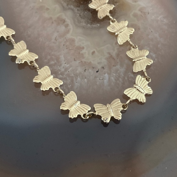 Gold butterfly necklace choker new gift for her - Picture 3 of 5